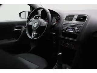Foto 12 van Volkswagen Polo 1.2 Easyline 2011 | Airco | Stoelverwarming | Regensensor | Elektrische Ramen | Elek