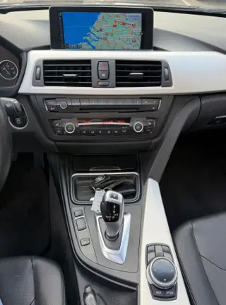 Foto 20 van BMW 3-SERIE 320d EfficientDynamics Edition Hi Executive LEER PANO DEALER AUTO NAP APK