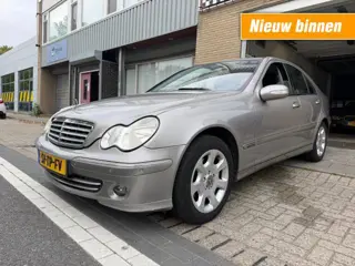 MERCEDES-BENZ C-KLASSE 200 K. Elegance AUT PDC NAP N. APK RIJDT GOED NETTE AUTO