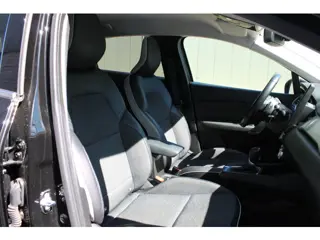 Foto 20 van Renault Captur 1.3 TCe 130 AUT Edition One | automaat | Bose Audio | achteruitrijcamera