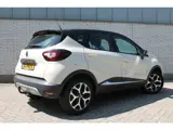 Foto 22 van Renault Captur 0.9 TCe Intens | navigatie | trekhaak | climate control