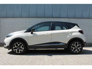 Foto 17 van Renault Captur 0.9 TCe Intens | navigatie | trekhaak | climate control