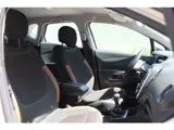 Foto 29 van Renault Captur 0.9 TCe Intens | navigatie | trekhaak | climate control