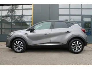 Foto 17 van Renault Captur 1.3 TCe 140 Mild Hybrid EDC AUT Intens | Navigatie | Camera | Cruise | Climate Contro