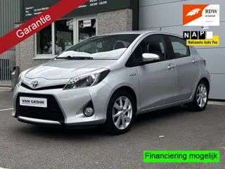 Toyota Yaris 1.5 Full Hybrid Dynamic Keyless Camera Cruise Trekhaak Bleutooth