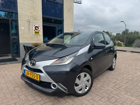 Toyota Aygo 1.0 VVT-i- bluetooth- unieke kmstand- automaat