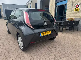 Foto 18 van Toyota Aygo 1.0 VVT-i- bluetooth- unieke kmstand- automaat
