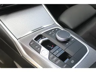 Foto 19 van BMW 3-serie Touring 330e M-Sport Pro | ACC | Head-up | HK | 19''
