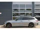 Foto 21 van BMW 3-serie Touring 330e M-Sport Pro | ACC | Head-up | HK | 19''