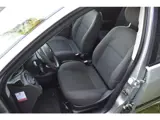 Foto 25 van Ford Focus 1.6-16V Trend Automaat Airco 5-deurs 1e eigenaar Pdc Trekhaak lees goed!!! HANDELSAUTO -