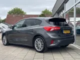 Foto 27 van Ford Focus 1.0 EcoBoost Titanium Business /Cruise/Clima/Trekhaak afneembaar/Navi/2020/
