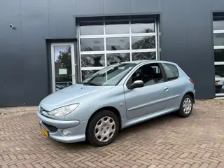 Peugeot 206 1.4 Forever