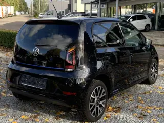 Foto 14 van Volkswagen e-Up! e-up! Style Plus (Camera,Clima,LM,Cruise)