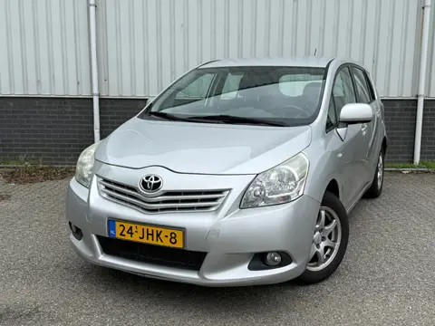 Toyota Verso 1.8 VVT-i Aspiration 7persoons. Cruise Airco PDC Trekhaak