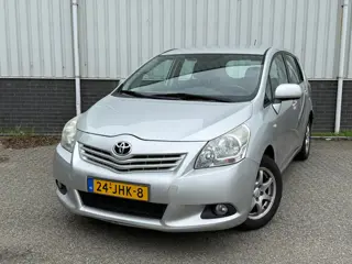 Toyota Verso 1.8 VVT-i Aspiration 7persoons. Cruise Airco PDC Trekhaak
