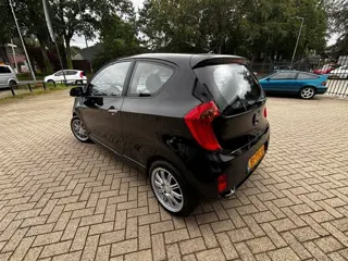 Foto 16 van Kia Picanto 1.0 CVVT Super Pack/clima/lm velgen/led