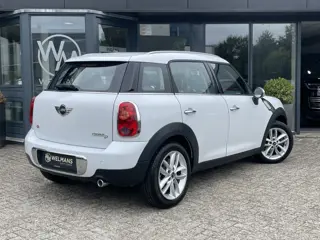 Foto 11 van MINI Countryman 2.0 Cooper D Aut. | Leder | 17 inch | Nieuwe APK
