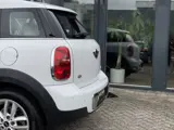 Foto 26 van MINI Countryman 2.0 Cooper D Aut. | Leder | 17 inch | Nieuwe APK
