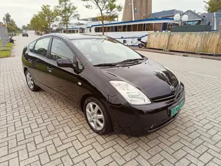 Toyota Prius 1.5 VVT-i