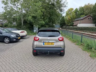 Foto 18 van Renault Captur 1.2 TCe Dynamique navi AUTOMAAT trekhaak ALLINPRIJS