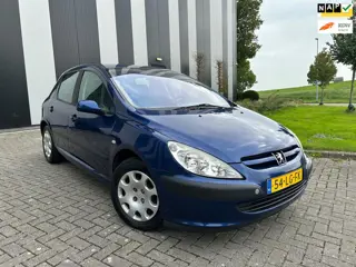 Peugeot 307 1.6-16V XT Automaat-Lage Km-Airco-Elekpakket