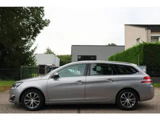 Foto 14 van Peugeot 308 SW 1.2 PureTech Allure | NAVI | CLIMA | CRUISE | NAP | MOOIE DEALER ONDERHOUDEN AUTO |