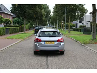 Foto 15 van Peugeot 308 SW 1.2 PureTech Allure | NAVI | CLIMA | CRUISE | NAP | MOOIE DEALER ONDERHOUDEN AUTO |