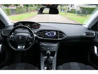 Foto 16 van Peugeot 308 SW 1.2 PureTech Allure | NAVI | CLIMA | CRUISE | NAP | MOOIE DEALER ONDERHOUDEN AUTO |