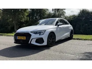 Foto 18 van Audi A3 Sportback - 30 TFSI S edition