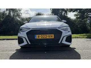 Foto 17 van Audi A3 Sportback - 30 TFSI S edition