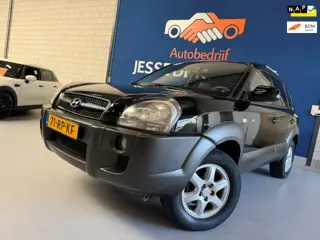 Hyundai Tucson 2.7i V6 4WD Style Automaat / bj.2005 / leder / climate / trekhaak / airco / APK tot 0