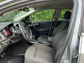 Foto 14 van Opel Astra 1.4 Turbo Sport|134000KM|Navigatie|Climate Control|