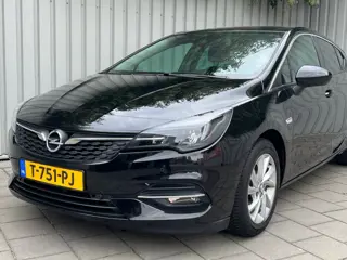 Foto 12 van Opel Astra 1.2 Business Edition|80000KM|Navigatie|Climate Control|