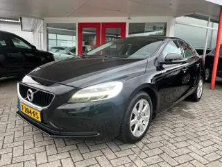 VOLVO V40 2.0 T2  122 PK  Navi  Led koplampen  Bluetooth  Stoelverwarming