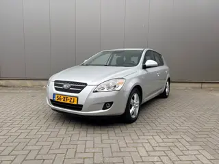 Kia Cee'd 1.6 X-clusive