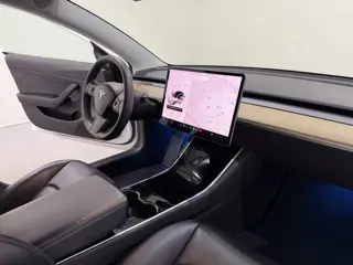 Foto 18 van Tesla Model 3 Long Range Dual Motor 75 kWh (bj 2019)