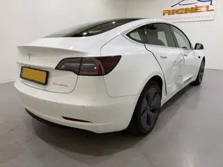 Foto 20 van Tesla Model 3 Long Range Dual Motor 75 kWh (bj 2019)