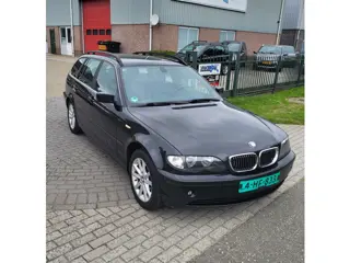 Foto 14 van BMW 3-serie Touring 316i Special Executive ,Leder,Carplay!