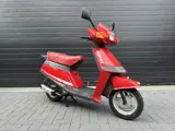 Foto 17 van Suzuki CP50 Retro Vintage scooter bromscooter bromfiets BJ 1985