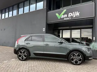 Foto 11 van Kia Niro 1.6 GDi Hybrid DynamicPlusLine Open Dak Navi Camera Pdc Head-Up El.Klep