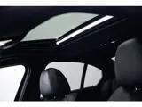 Foto 26 van BMW 3-serie 320e M Sport|Open dak|Harman Kardon|Leder|NAP