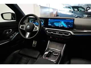 Foto 18 van BMW 3-serie 320e M Sport|Open dak|Harman Kardon|Leder|NAP