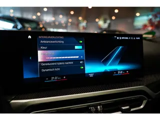 Foto 11 van BMW 3-serie 320e M Sport|Open dak|Harman Kardon|Leder|NAP