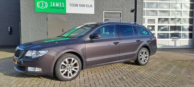 SKODA SUPERB Ambition Business Line 160Pk Tsi  Trekhaak-automaat-Clima-Lm velgen