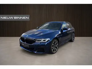 BMW 5 Serie Touring 530e xDrive Business Edition Plus M Sport | Panoramadak | Stoelverwarming | Stuu