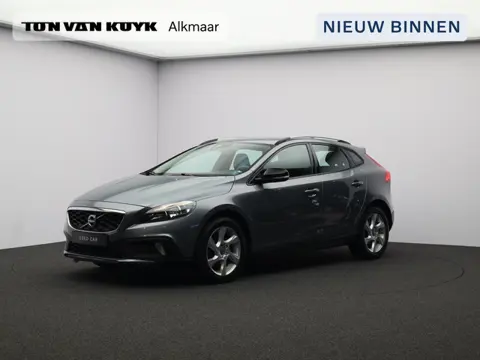 Volvo V40 Cross Country T4 180PK Momentum / Trekhaak / 17" / Navigatie / Bluetooth / Cruise Control 