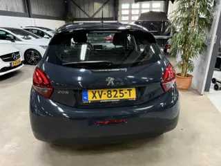 Foto 14 van Peugeot 208 1.2 PureTech Blue Lease Active // Airco // Cruise