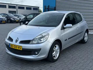 Renault Clio 1.2-16V Team Spirit | NIEUWE DISTRIBUTIE!