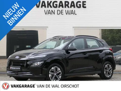 Hyundai Kona EV Comfort 64 kWh | Apple-/Android Carplay | Achteruitrijcamera | Digitaal dashboard | 