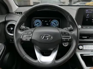 Foto 18 van Hyundai Kona EV Comfort 64 kWh | Apple-/Android Carplay | Achteruitrijcamera | Digitaal dashboard |